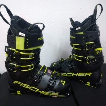 Lyžařské boty Fischer...